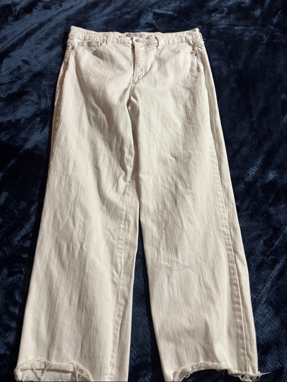 Social Standard High-Rise Cropped Straight Leg Jeans